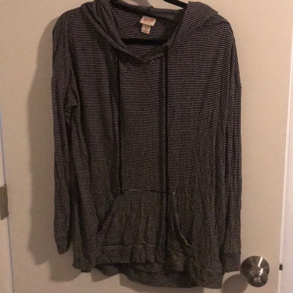 Thin stripped sweatshirt